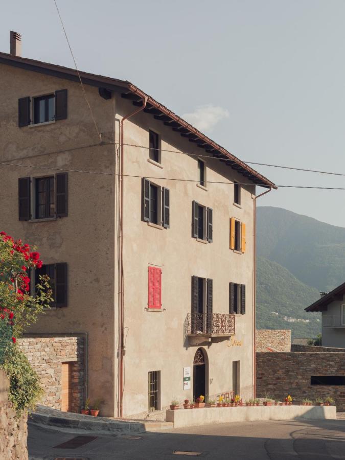 Agriturismo Olmo Sondrio Exterior photo